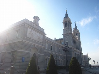 マドリード・アルムデーナ大聖堂
