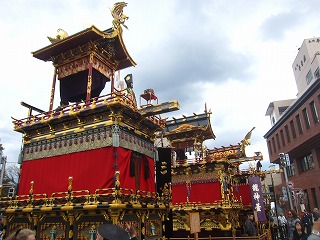 高山祭の屋台