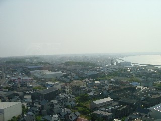 右後方は利根川、銚子漁港