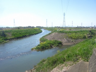 石田川と蛇川の合流点