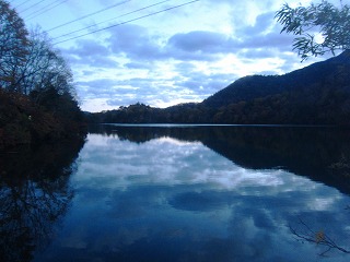 湯ノ湖の夕景