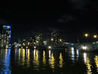 萬代橋夜景
