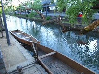 小舟の見える風景