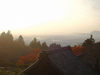 百済寺から近江盆地を見渡す