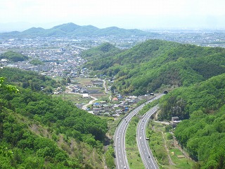北関東自動車道と太田金山