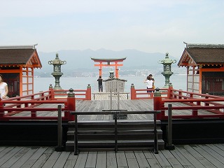 厳島神社・高舞台