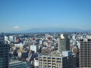 丹沢、富士山を望む