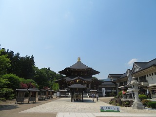 定義如来・大本堂