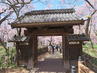 高遠城址公園・問屋門