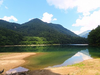 奥日光、刈込湖の夏の風景