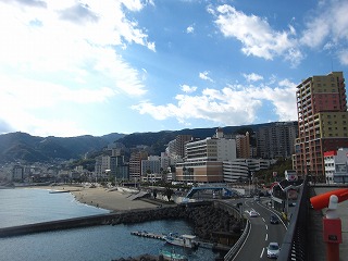 熱海サンビーチを望む風景