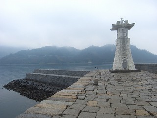 御手洗・常夜燈と瀬戸内海の風景