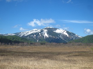 見晴から観た至仏山の風景