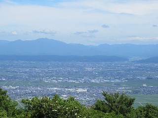 弥彦山から観た越後平野の風景