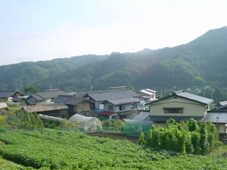 赤岩、山村・養蚕集落の遠景