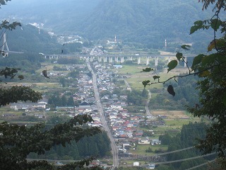 旧中山道碓氷峠越え・覗から坂本宿を望む風景