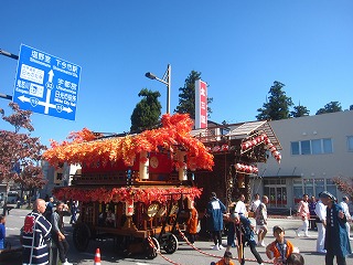 今市屋台まつりの風景