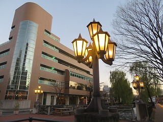 前橋市街地・広瀬川沿いの風景