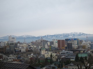 足羽山から望む福井市街地の風景