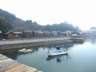 御手洗・雁木と町並みの見える風景